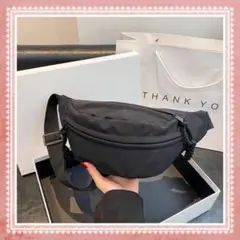 ボディバッグ　ウエストポーチ　ブラック　黒