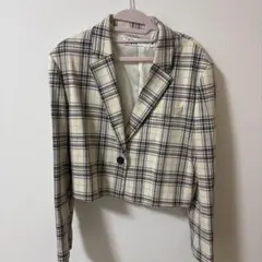 ZARA チェック柄 クロップド丈 テーラードジャケットのサムネイル