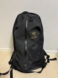 【希少❗️】ARC’TERYX ブラック アロー22 リュック 廃盤品 ✨ 希少・廃盤品✨ ARC'TERYX アロー22 リュック 止水ジップ ブラック