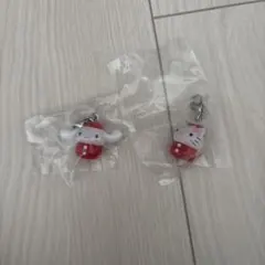 サンリオ　シナモン　キティ　めじるしアクセサリー　カプセルトイ