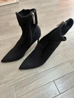 ZARA スエードショートブーツ