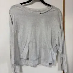Calvin Klein Jeans グレー 長袖Tシャツ　二月末まで