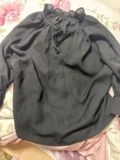 【新品・タグ付き】GU フリルネックチュニック 黒 M