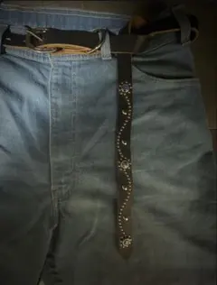 ナローベルト フラワー&リーフ スタッズ