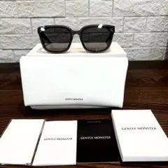 H&M GLENN MARTENS サングラス ケース付 - メルカリ