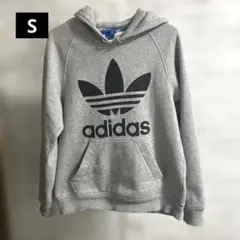 adidas パーカー