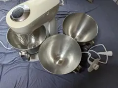 Item thumbnail for item f4f6c5ae-bd5a-4e45-8d79-f7ee579a3643