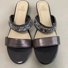 HIMIKO On Bleue ビジューサンダル 26cm ローヒールのサムネイル