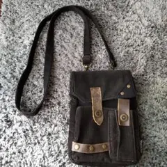 ポケット付き　スマホショルダー