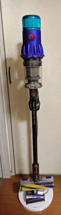 ✨️Dyson V7 Trigger＋ HH11 メンテナンス済み - メルカリ