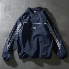 ナイロンプルオーバー ネイビー