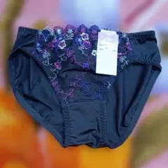 Item thumbnail for item 0148fa97-700e-43dc-99b0-d9fc5230073f