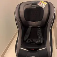 Combi 車用チャイルドシート