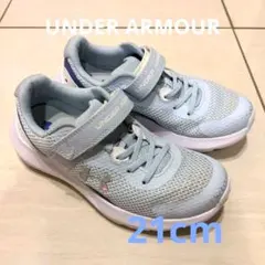 【美品】スニーカー　UNDER ARMOUR 21cm