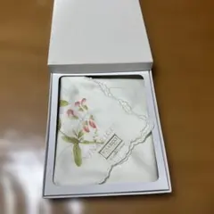 NINA RICCI ハンカチ 花柄 レース縁取りのサムネイル