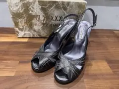 【Ⅶ Ⅻ XXX：セブントゥエルブサーティー】値下げ★サンダル★美品