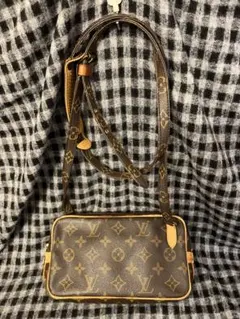 Louis Vuitton マルリーバンドリエール ショルダーバッグ 522