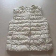 ユニクロ　ウルトラライトダウンベスト