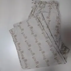 Item thumbnail for item 46d2b636-5a4a-4e80-9fdf-52af5004203b