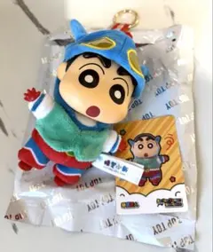 toptoy クレヨンしんちゃん　アクション仮面　ぬいぐるみ