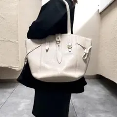 FURLA フルラ　NET M トートバッグ　肩がけ　A4可能　現行　保存袋つき