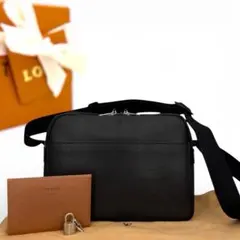 未使用級　ルイヴィトン　タイガ　リポーター　ショルダーバッグ　アルドワーズ　黒