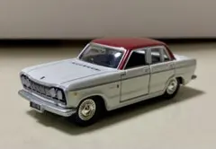 トミカリミテッド スカイライン 2000 GT-B 箱付き ミニカー