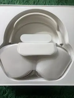 AirPods Max (USB-C) スターライト　2世代