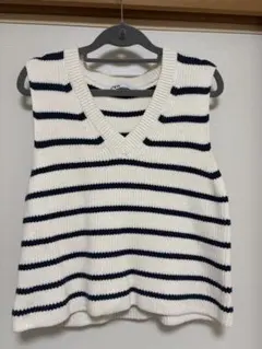 ZARAストライプ Vネック ニットベスト