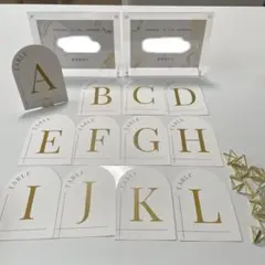 席札 ゴールド文字 A-L(12テーブル) ＋受付フレームのおまけ付き