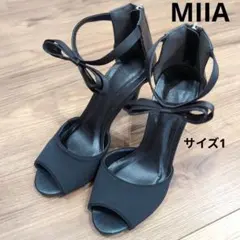 MIIA ブラック パンプス サイズ1のサムネイル