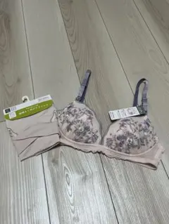 【新品未使用】花柄刺繍授乳機能付きマタニティブラジャー&ショーツセットMサイズ