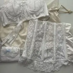 C'EST MOI ブライダルインナー　D70