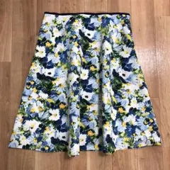 新品・タグ付き！　組曲　クミキョク　花柄スカート　おおきいサイズ　サイズ7