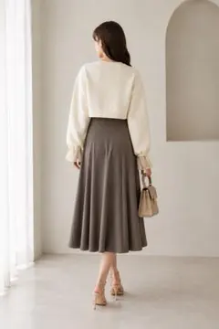 美品　CAPRICIEUX LE’MAGE レース袖 ショート丈トップスのサムネイル