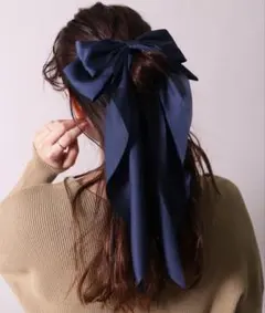 紺 リボンバレッタ 大きめ ヘアアクセ ネイビー