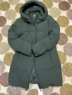 ちえにゃん様向け　ユニクロ　シームレスダウン　ショートコート　L olive