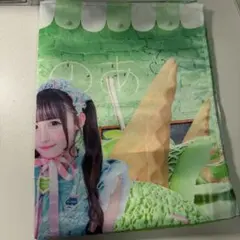 iLife!くじ うさ A賞 スウェード布ポスター - メルカリ