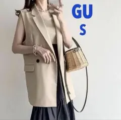 GU テーラードダブルベスト　ベージュ　Sサイズ