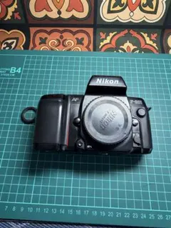 【名機】Nikon F801s 一眼レフカメラ ボディー　美品　基本動作確認済みのサムネイル