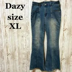 良品✨Dazy ブーツカットデニムパンツ XL カジュアル フレア 色褪せ