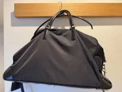 アニヤハインドマーチ　ボストンバック ANYA HINDMARCH ボストンバッグ Gym Bag in Black ECONYL