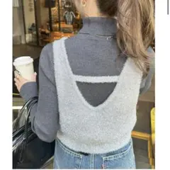 ベスト ラメ フェザーヤーンキャミ ライトグレー DISCOAT