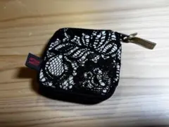 ARTISAN & ARTIST アクセサリーケース