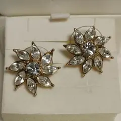 MONET　モネ　ヴィンテージ　ピアス　花　フラワー