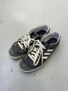 old adidas 00s スニーカー ジャーマン型