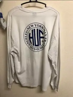 HUF ロゴ入り ホワイト長袖Tシャツ