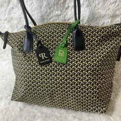 【美品】ロベルタピエリ　トートバッグ　肩掛け可能　A4収納