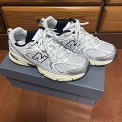 New Balance 530 ホワイトシルバー　MR530TA 22cm