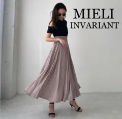 ［週末限定値下げMIELI INVARIANT★ドッキングプリーツワンピースのサムネイル